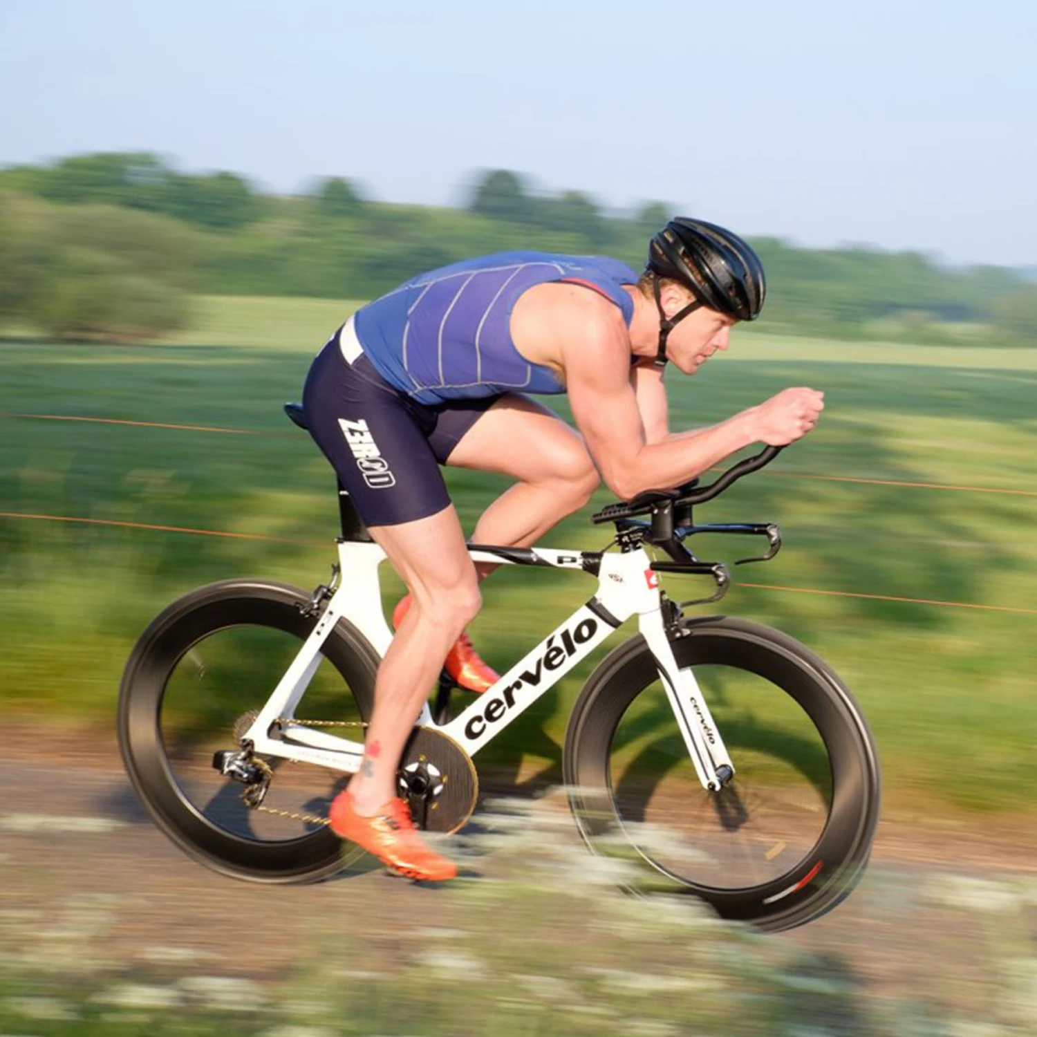 LIFESYSTEMS Sports Sun Cream Factor 50+ 4 LIFESYSTEMS Sports Sun Cream Factor 50+ - Image 2