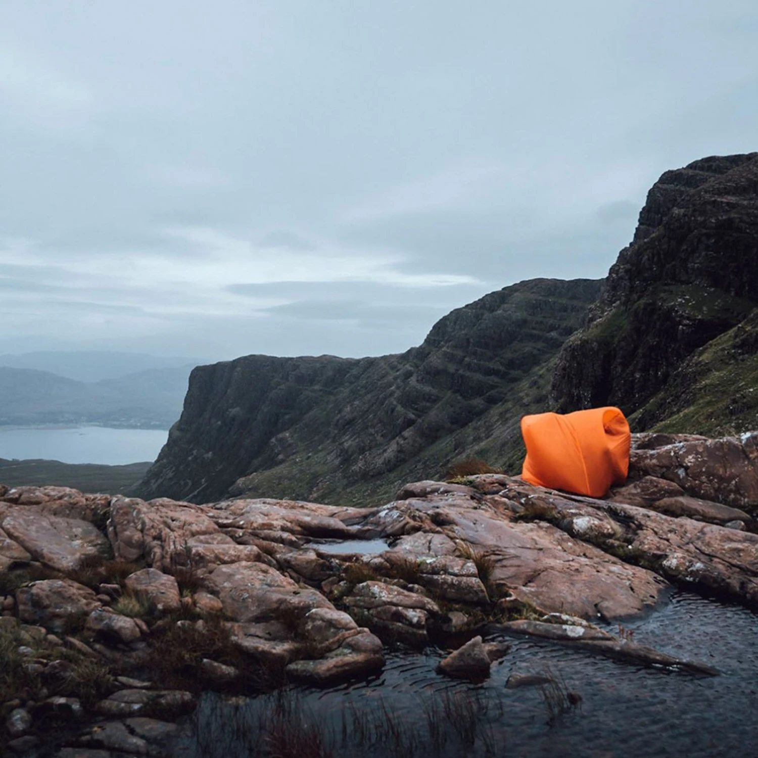 LIFESYSTEMS Ultralight Survival Shelter 2 6 LIFESYSTEMS Ultralight Survival Shelter 2 - Image 4