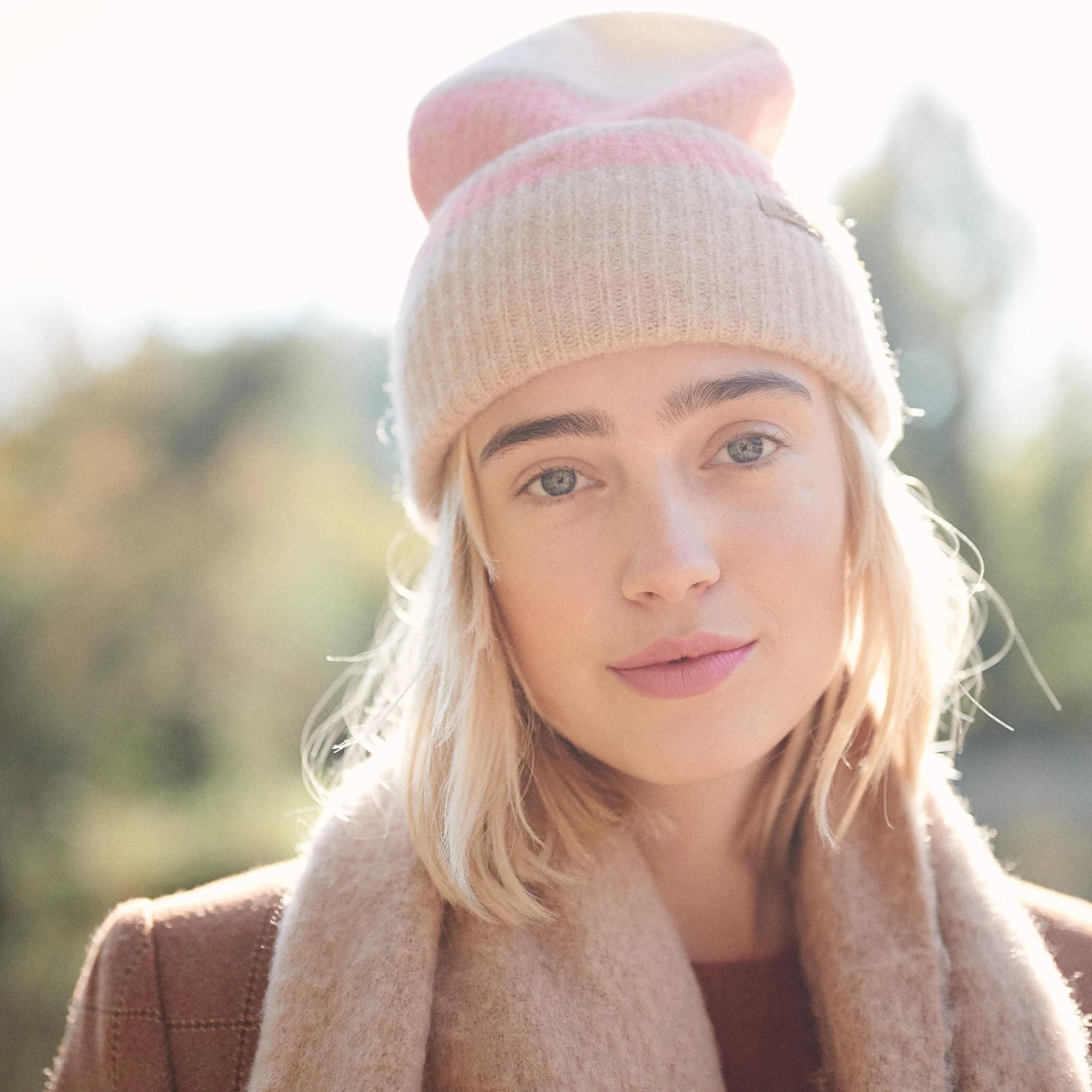 Barts Women's Premium Ounaa Beanie 6 Barts Women's Premium Ounaa Beanie - Image 4