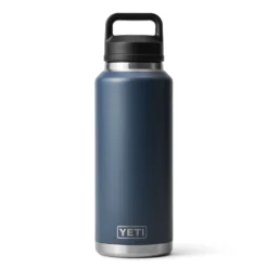 Yeti Rambler 46 Oz (1.4 L) Bottle With Chug Cap -Columbia Store 0002 Drinkware BottleChug 46oz Navy Studio PrimaryA
