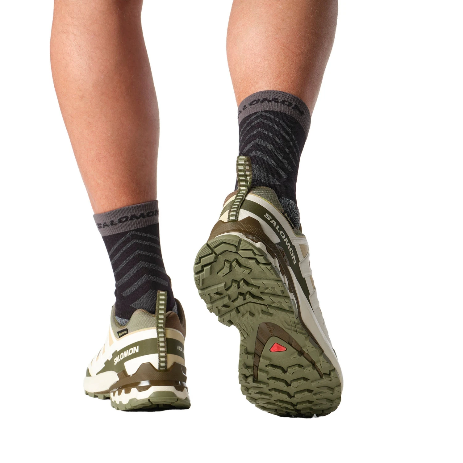 Salomon Men's XA Pro 3D V9 GORE-TEX Trail Running Shoes 4 Salomon Men's XA Pro 3D V9 GORE-TEX Trail Running Shoes - Image 2