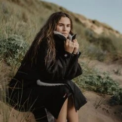 Advance Long Sleeve Changing Robe -Columbia Store 0004 Black Grey 8 2024x2024 b12d9586 0e0f 4abc bec0 23425eb26356