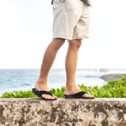 Reef Men's Fanning Flip Flops -Columbia Store 0004 RF002026BLS ALT2 1100x 494ad634 17b7 4a93 95bb 4dcf801cfd1b