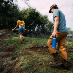 Yeti Rambler 46 Oz (1.4 L) Bottle With Chug Cap -Columbia Store 0006 030 B7401214 Kelley