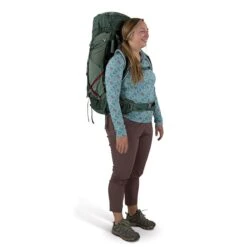Osprey Aura AG LT 50 Backpack 16 Osprey Aura AG LT 50 Backpack -Columbia Store 0007 0003 auraaglt50l s23 onbody1 koseretdarjeelingspringgreen 10004699 10004700 2 2