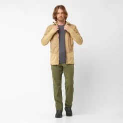 Salomon Men's Quest 4 GORE-TEX Hiking Boots -Columbia Store 0011 Outdoor 2 Men Front SS23.PNG 2000px max 72dpi