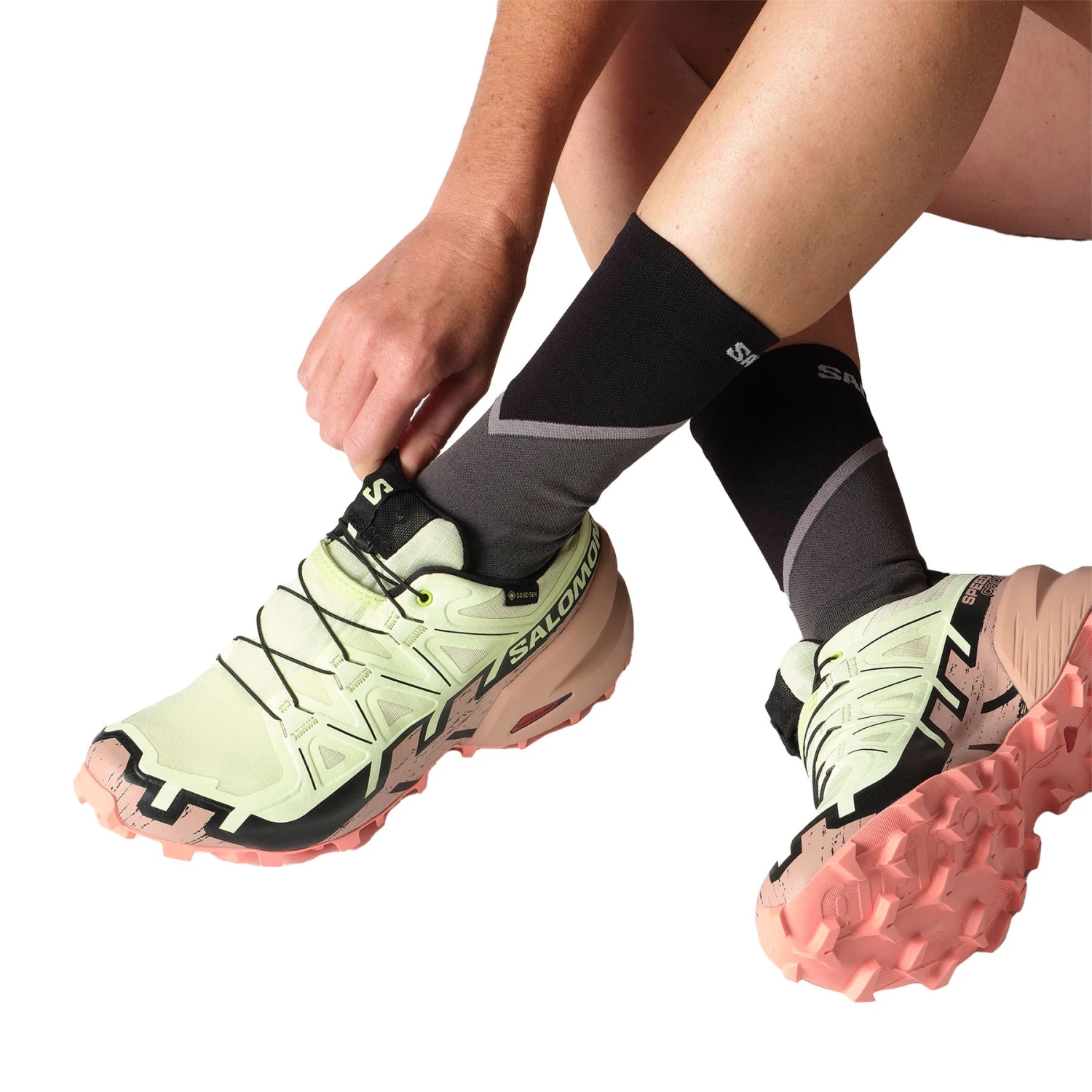 Salomon Women's Speedcross 6 GORE-TEX Trail Running Shoes 4 Salomon Women's Speedcross 6 GORE-TEX Trail Running Shoes - Image 2