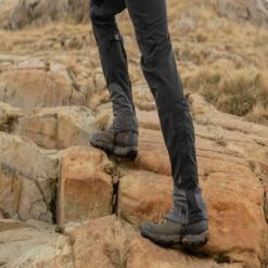 TREKMATES Cuillin Gore-Tex Gaiter 11 TREKMATES Cuillin Gore-Tex Gaiter -Columbia Store 2023 02 14 Sprayway OutdoorsDSC 1739 4b3ebd93 cceb 40b4 9420 166323a71845