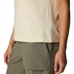 Columbia Women's Boundless Trek T-Shirt -Columbia Store 2033481 758 a5 om