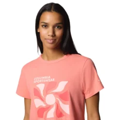Columbia Women's Sun Trek Graphic T-Shirt 20 Columbia Women's Sun Trek Graphic T-Shirt -Columbia Store 2120131 685 a3 om