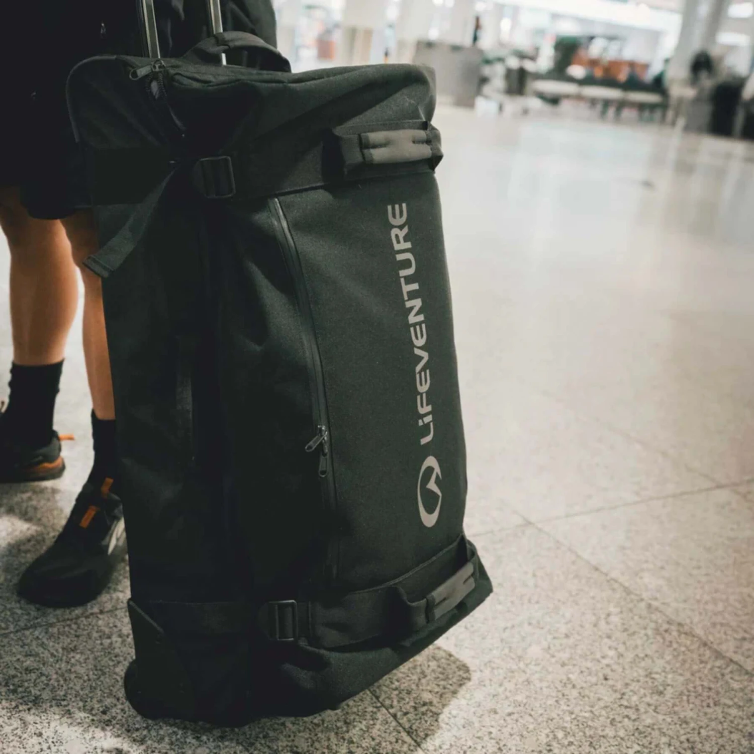 Lifeventure Expedition Clamshell Duffel 110L 10 Lifeventure Expedition Clamshell Duffel 110L - Image 8