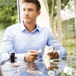 GO TRAVEL EU-UK Adaptor 17 GO TRAVEL EU-UK Adaptor -Columbia Store 540.101 d