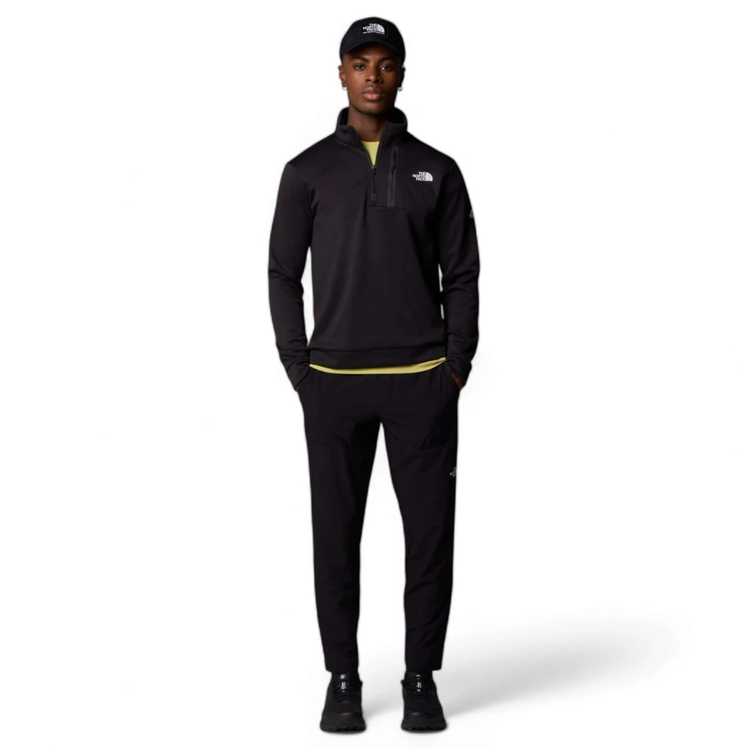 The North Face Men's Mountain Athletics Fleece 1/4 Zip 5 The North Face Men's Mountain Athletics Fleece 1/4 Zip - Image 3