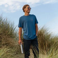 Men's Escapism Cotton Tee 29 Men's Escapism Cotton Tee -Columbia Store EscapismT Shirt DarkDenim 1 1Ratio4