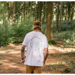 Men's Escapism Cotton Tee 39 Men's Escapism Cotton Tee -Columbia Store EscapismT Shirt White 1 1Ratio