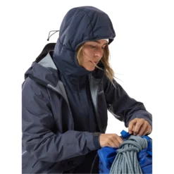 Arc'teryx Women's Atom Hooded Jacket 23 Arc'teryx Women's Atom Hooded Jacket -Columbia Store F24 X000006780 Atom Hoody Black Sapphire Women s Hover