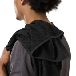 Arc'teryx Men's Delta Half Zip Shirt -Columbia Store S25 X000007740 Delta 1 2 Zip Neck Black Fabric Detail c66c7134 0f20 4d09 83db 402bc30afc70