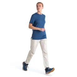 Icebreaker Women's Merino 150 Tech Lite T-Shirt 23 Icebreaker Women's Merino 150 Tech Lite T-Shirt -Columbia Store SS24 Women Merino 150 Tech Lite III SS Relaxed Tee 0A56XZA76 4