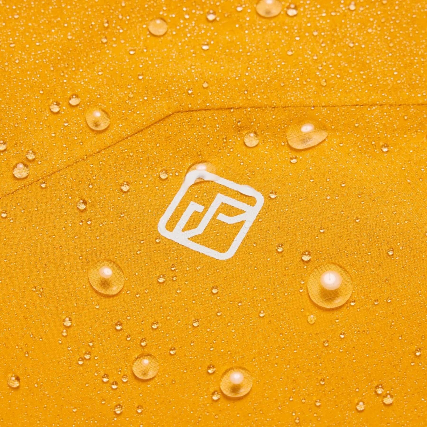 Kathmandu Women's Trailhead Stretch 2.5L Rain Jacket - Image 8