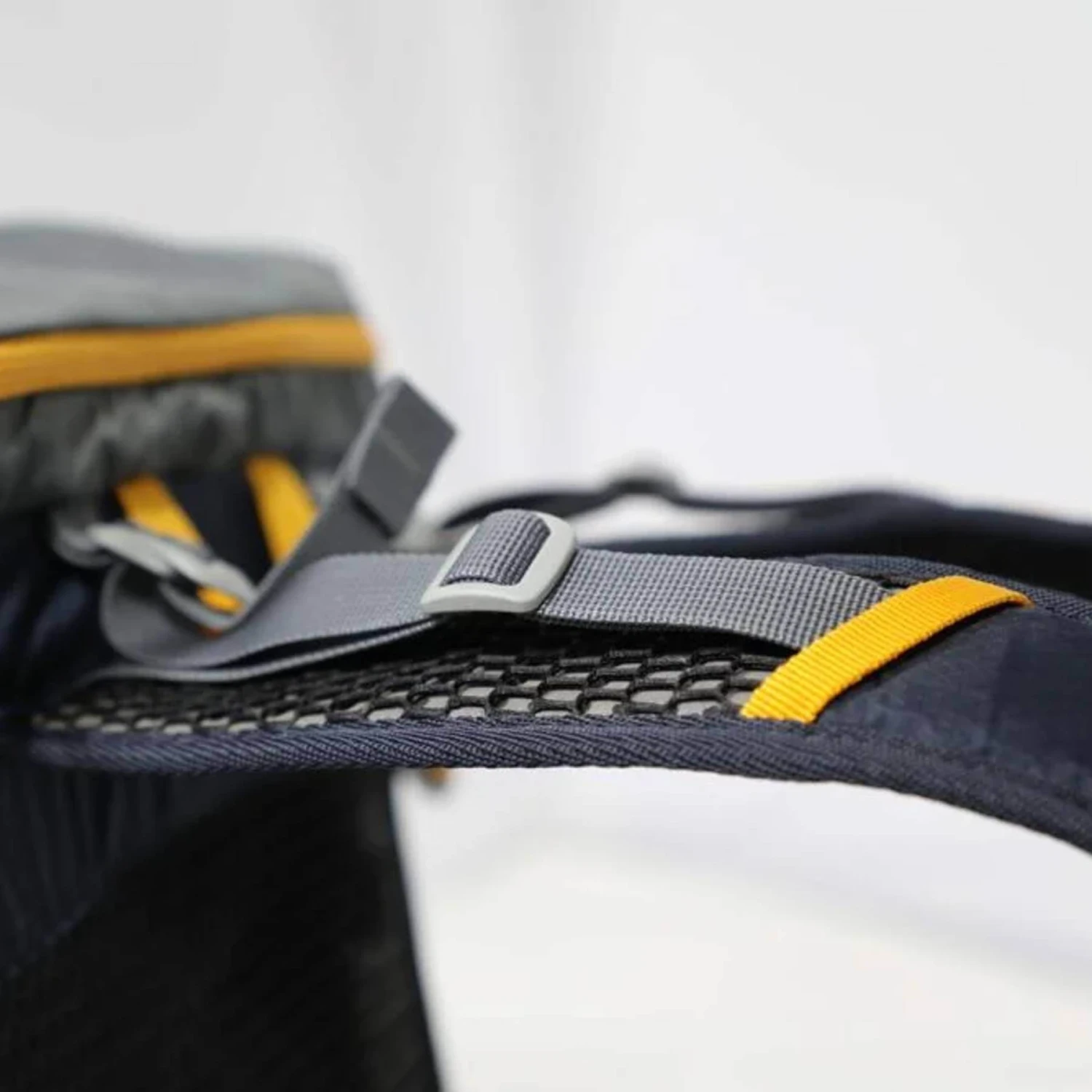 Vango Apex Air 40 Backpack 12 Vango Apex Air 40 Backpack - Image 10